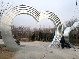 hj4277 心形大門雕塑造型_心形大門雕塑造型_濱州宏景雕塑有限公司